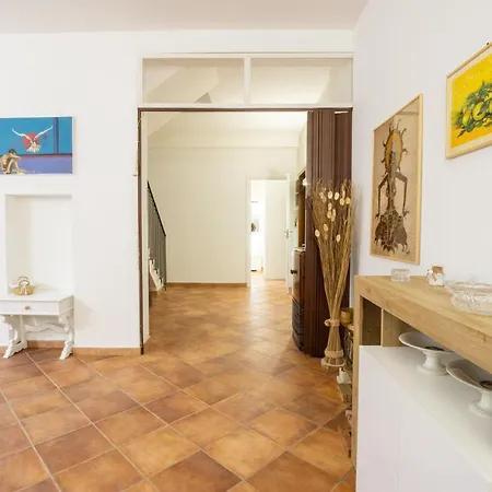 Anthea Apartment
