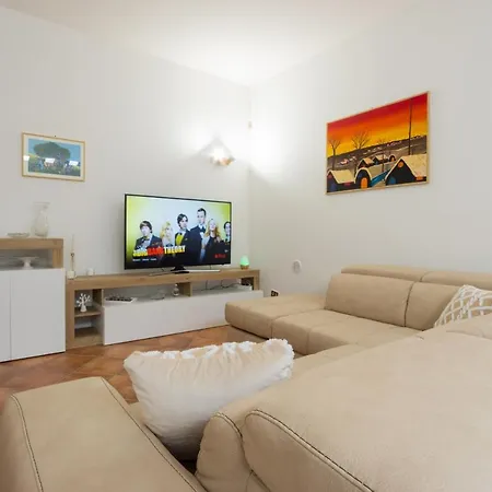 Apartment Anthea *